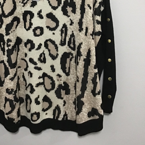 JOSEPH A Double Knit Round Neck Pullover - Picture 5 of 5